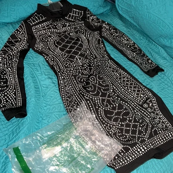 Women’s Black and Silver Bodycon Dress Medium - Picture 5 of 5